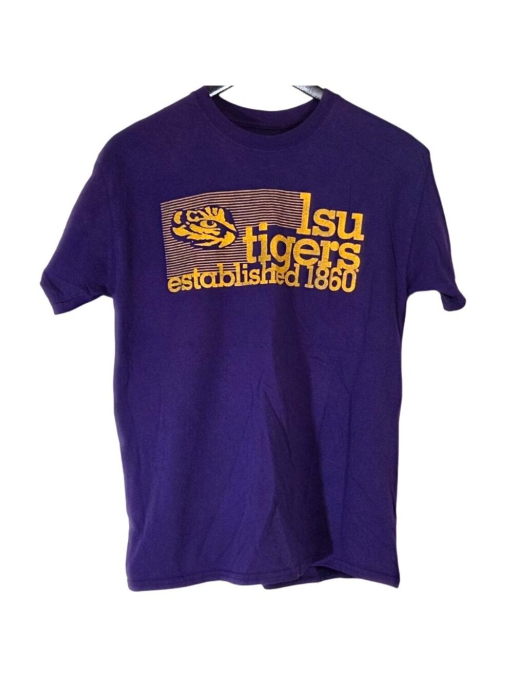 LSU Tigers Purple Gold T-Shirt Mens M Captivating Apparel Geaux Tigers